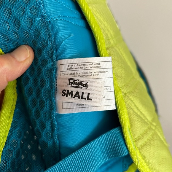 Outward Hound Standley Sport Dog Life Jacket. Size Small - Picture 3 of 4